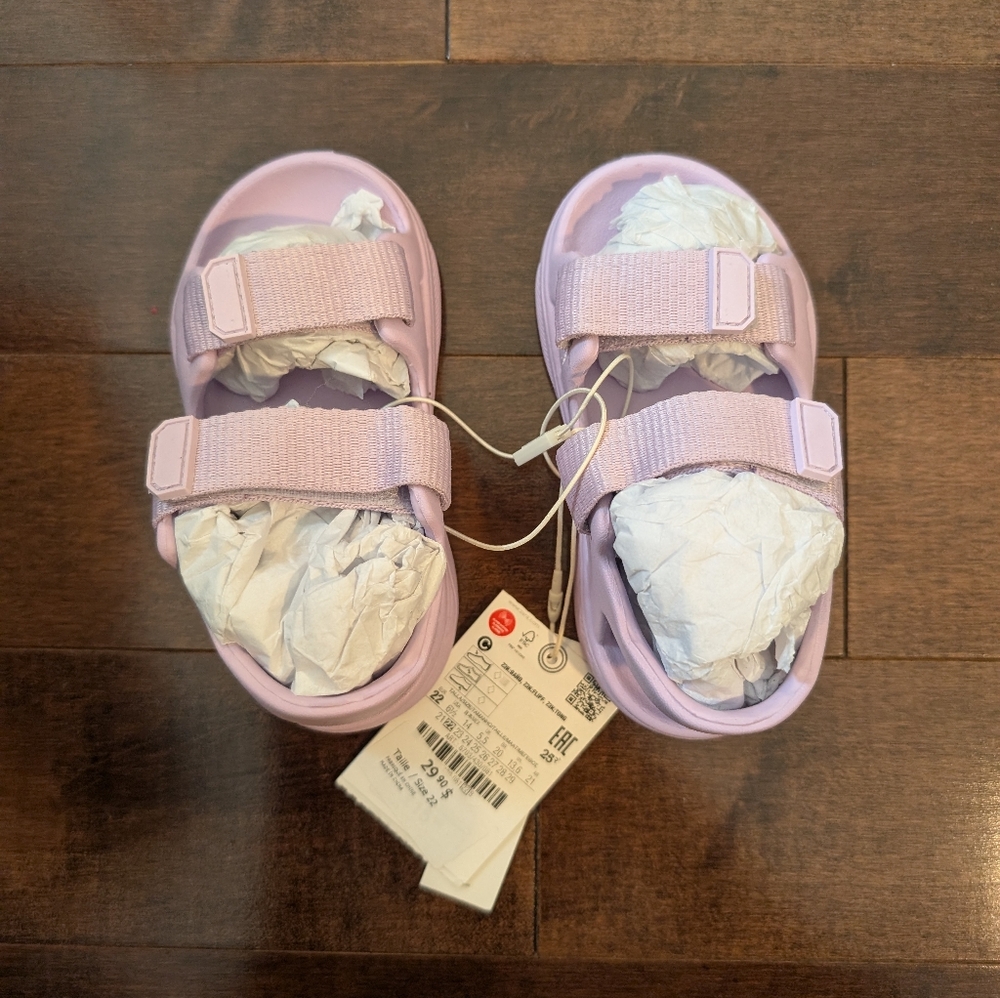 NWT Zara Toddler Girls' Waterproof Summer Sandals - Picture 2 of 2